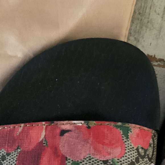 Gucci GG Supreme Blooms Slide Sandal - Picture 7 of 11